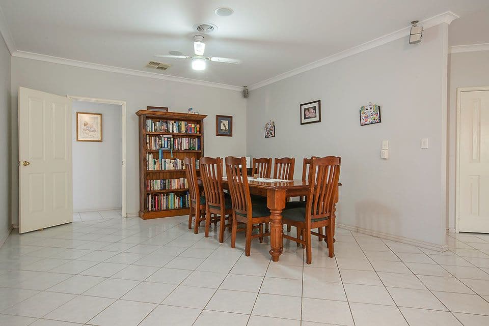 7 Claddagh Road, Australind WA 6233, Australind - Thumbnail 8