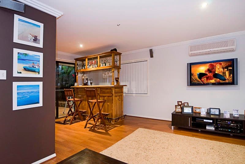 10 Mcgrath Court, ORMEAU HILLS QLD 4208, Ormeau Hills - Thumbnail 4