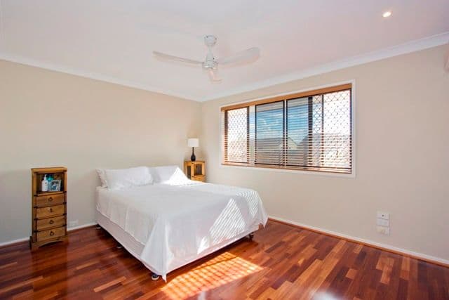 1 'Saint Agnes', 7 Aquila Court, MERMAID WATERS QLD 4218, Mermaid Waters - Thumbnail 5