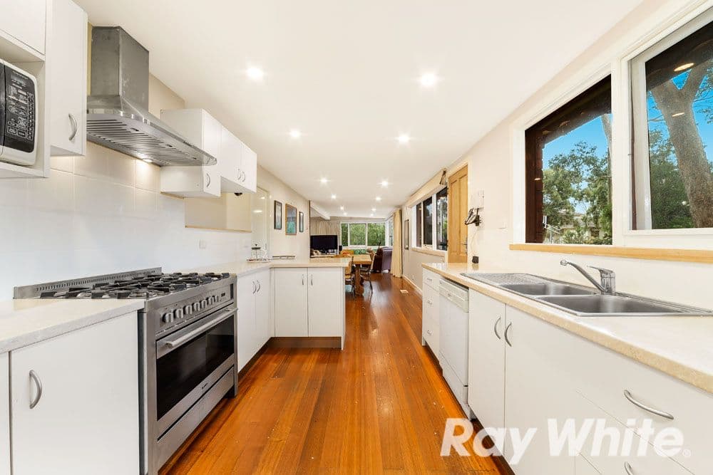 4 Russ Court, Wantirna South VIC 3152, Wantirna South - Thumbnail 3