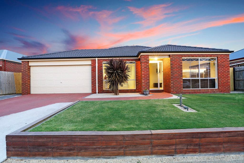 7 Wisteria Court, Lara VIC 3212, Lara - Thumbnail 2