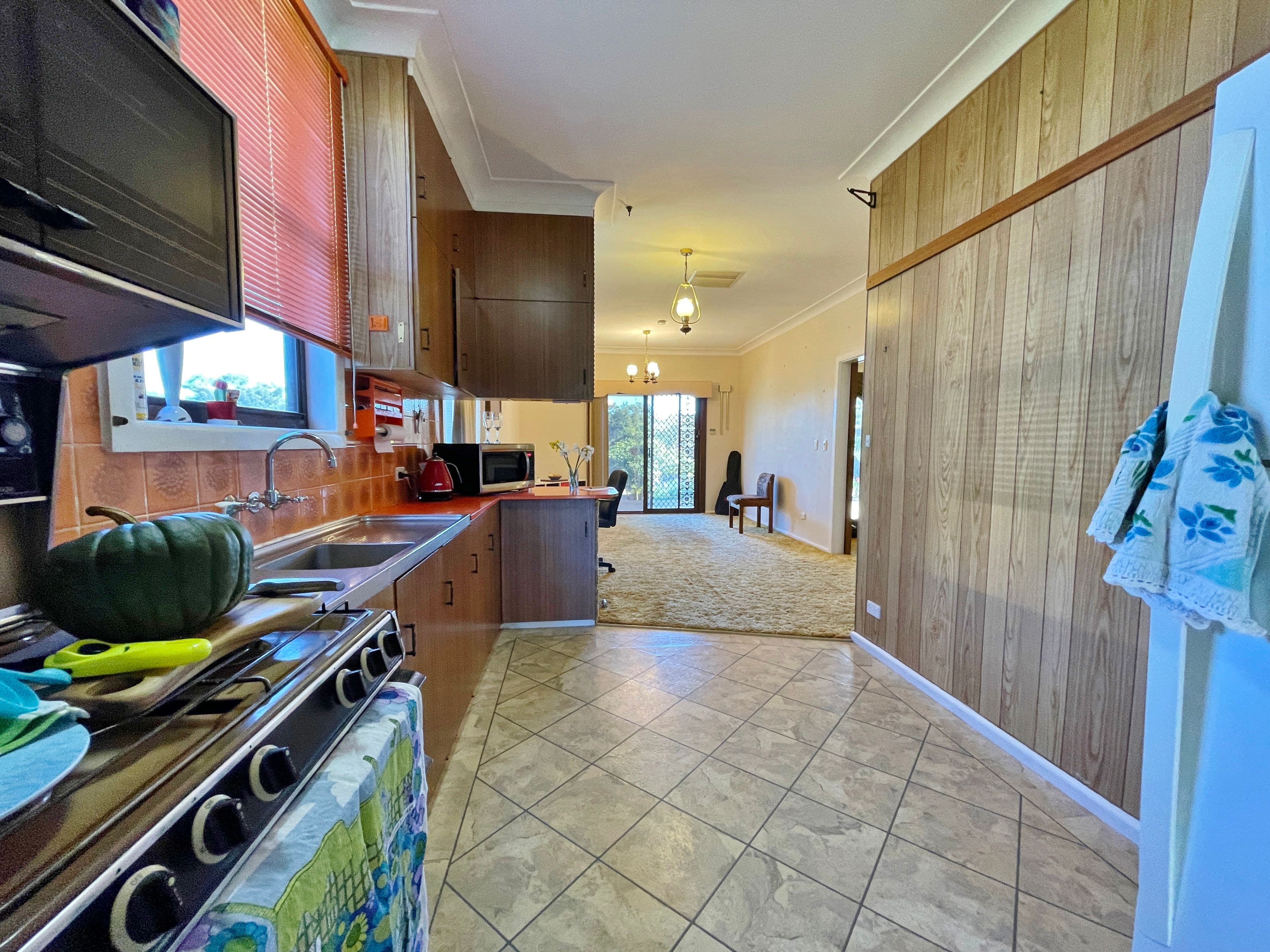 41 Blackett Avenue, Young NSW 2594, Young - Thumbnail 3