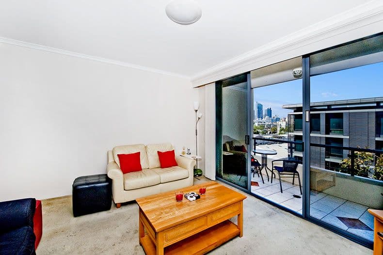 4/83 Heeb Street, Ashmore, QLD, 4214, Ashmore - Thumbnail 3