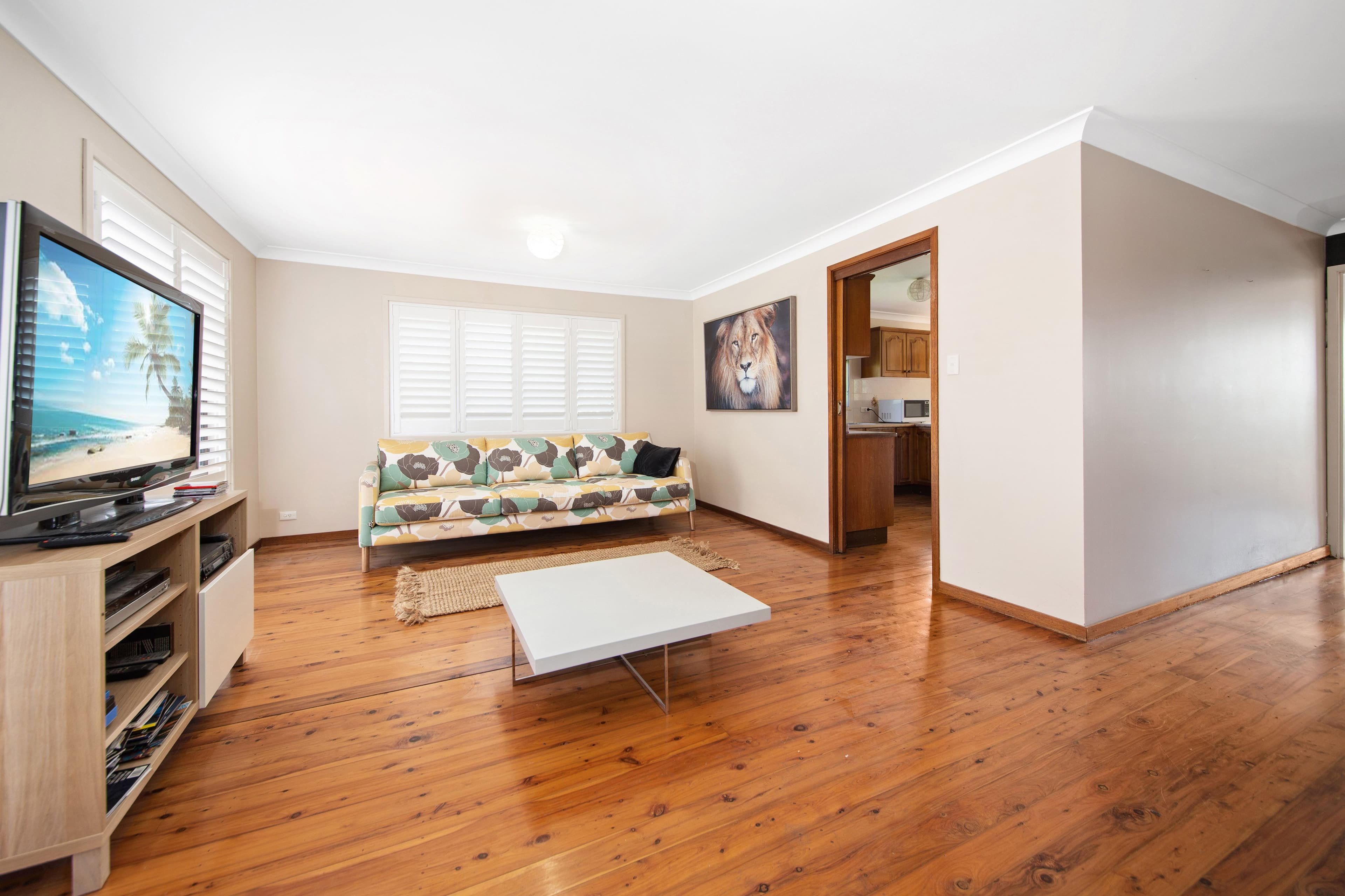 8 Brushwood Drive, Alfords Point - Thumbnail 3