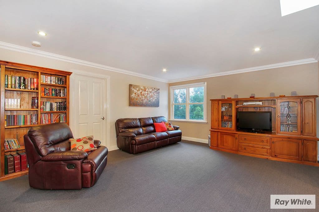 7 PACIFIC Drive, MOOROOLBARK VIC 3138, Mooroolbark - Thumbnail 8