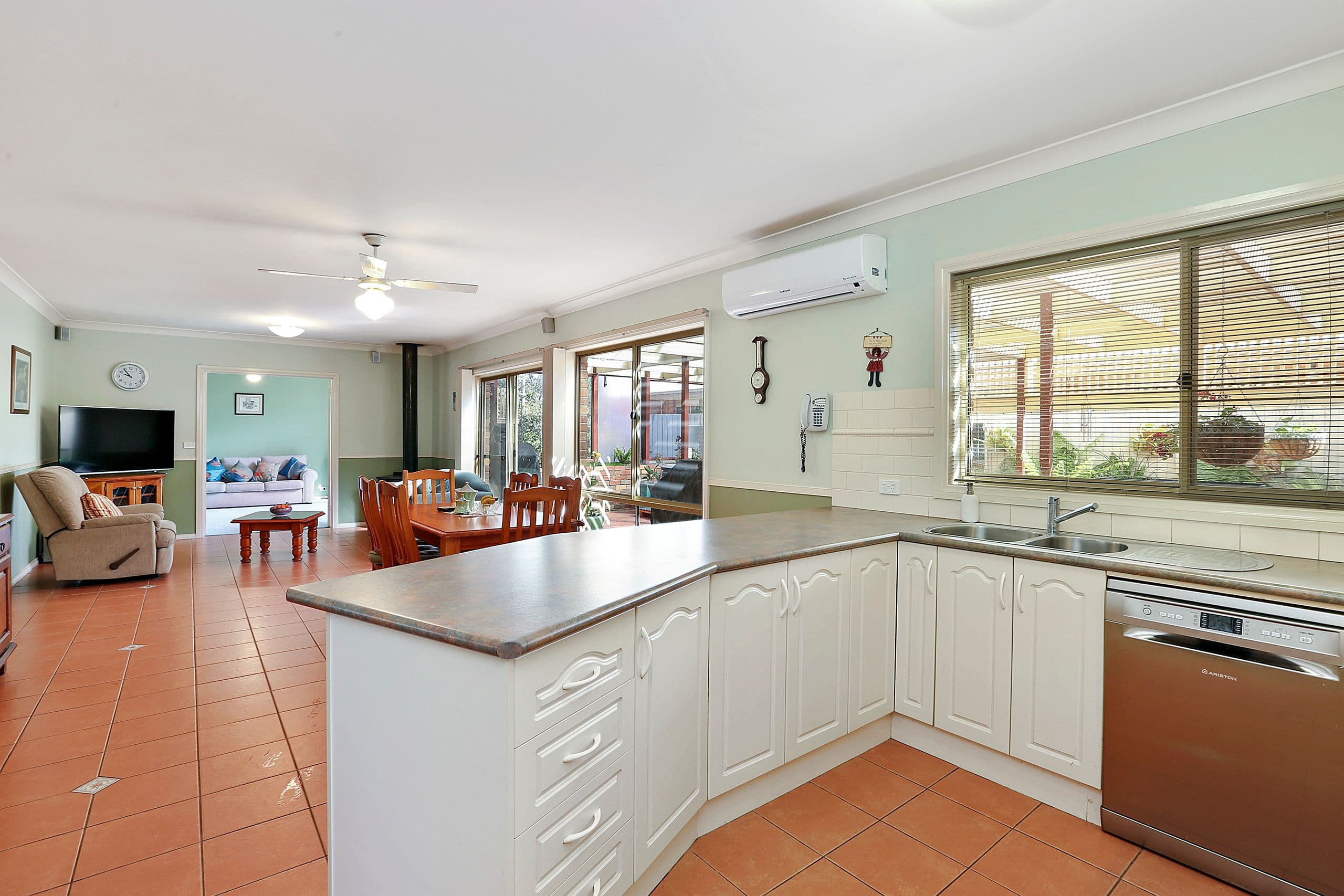 6 Ingrid Place, Lara VIC 3212, Lara - Thumbnail 4