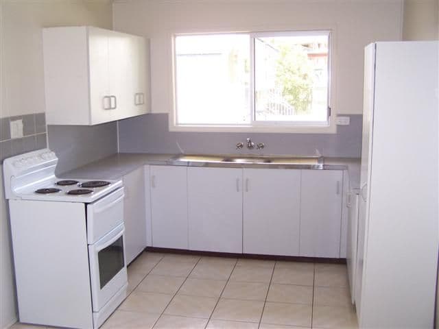 SUNBURY, VIC, Sunbury - Thumbnail 2