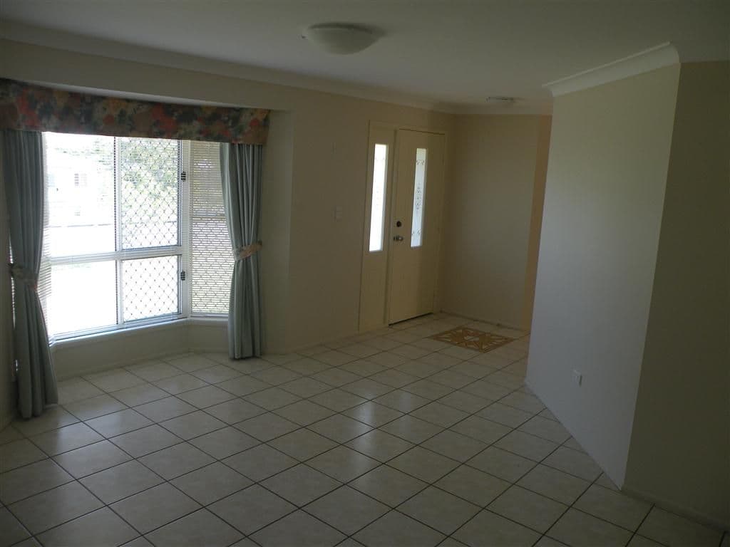 320 Denham Street, THE RANGE QLD 4700, The Range - Thumbnail 6