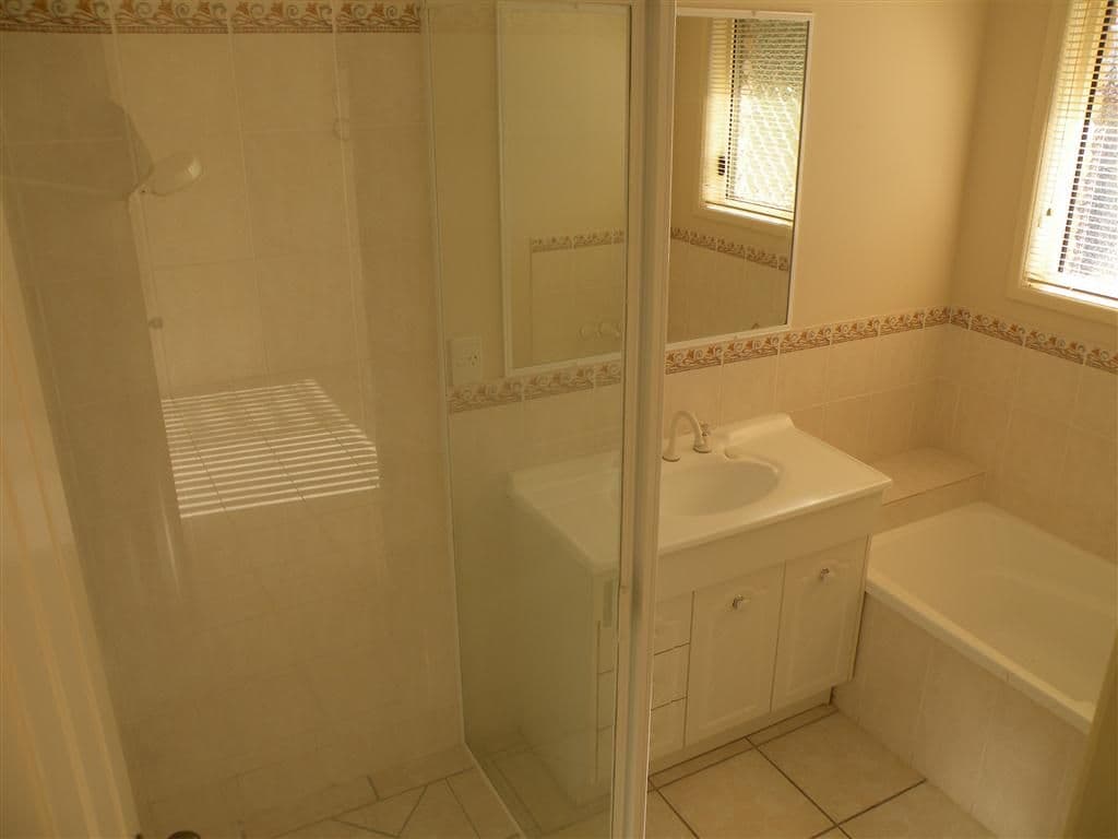 320 Denham Street, THE RANGE QLD 4700, The Range - Thumbnail 7