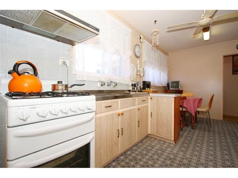 4 Athol Avenue, BUNDOORA VIC 3083, Bundoora - Thumbnail 3