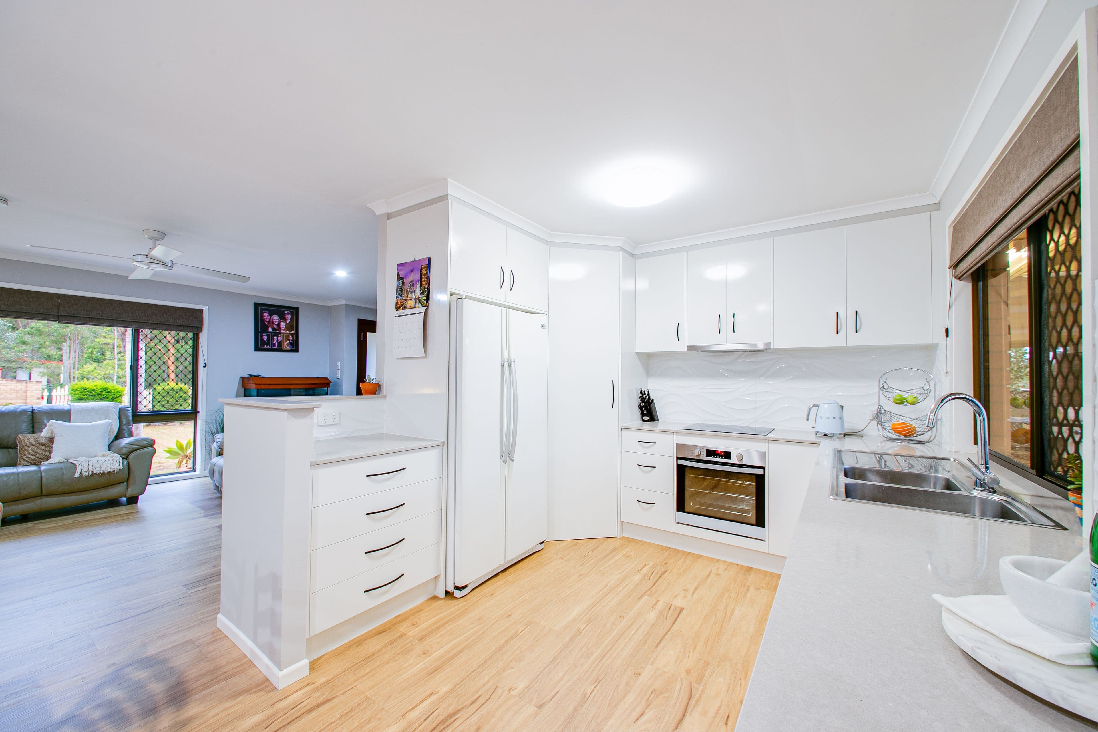 12 Oxley Drive, Karalee QLD 4306, Karalee - Thumbnail 8