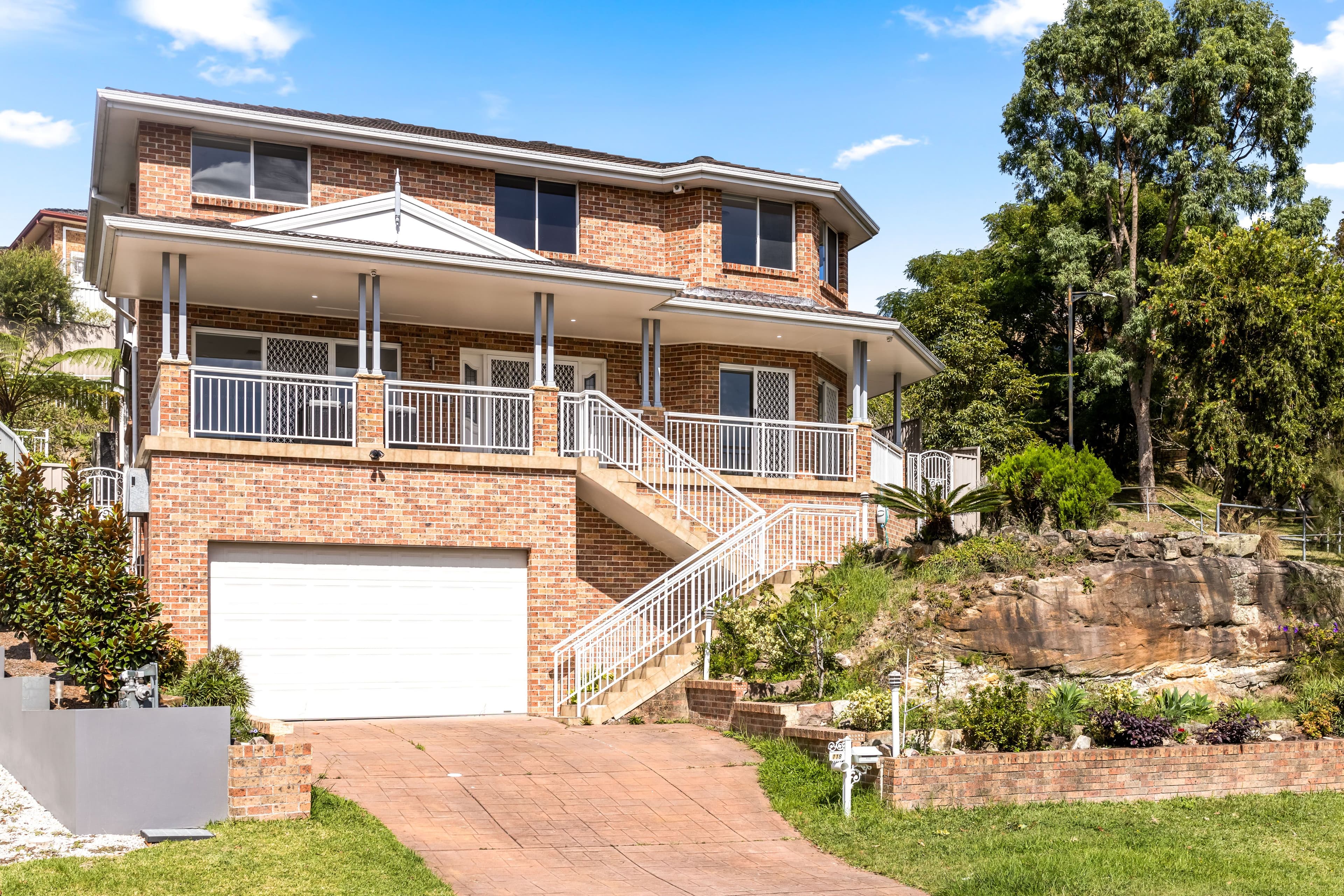 118 Blaxland Drive, Illawong NSW 2234, Illawong - Image 1