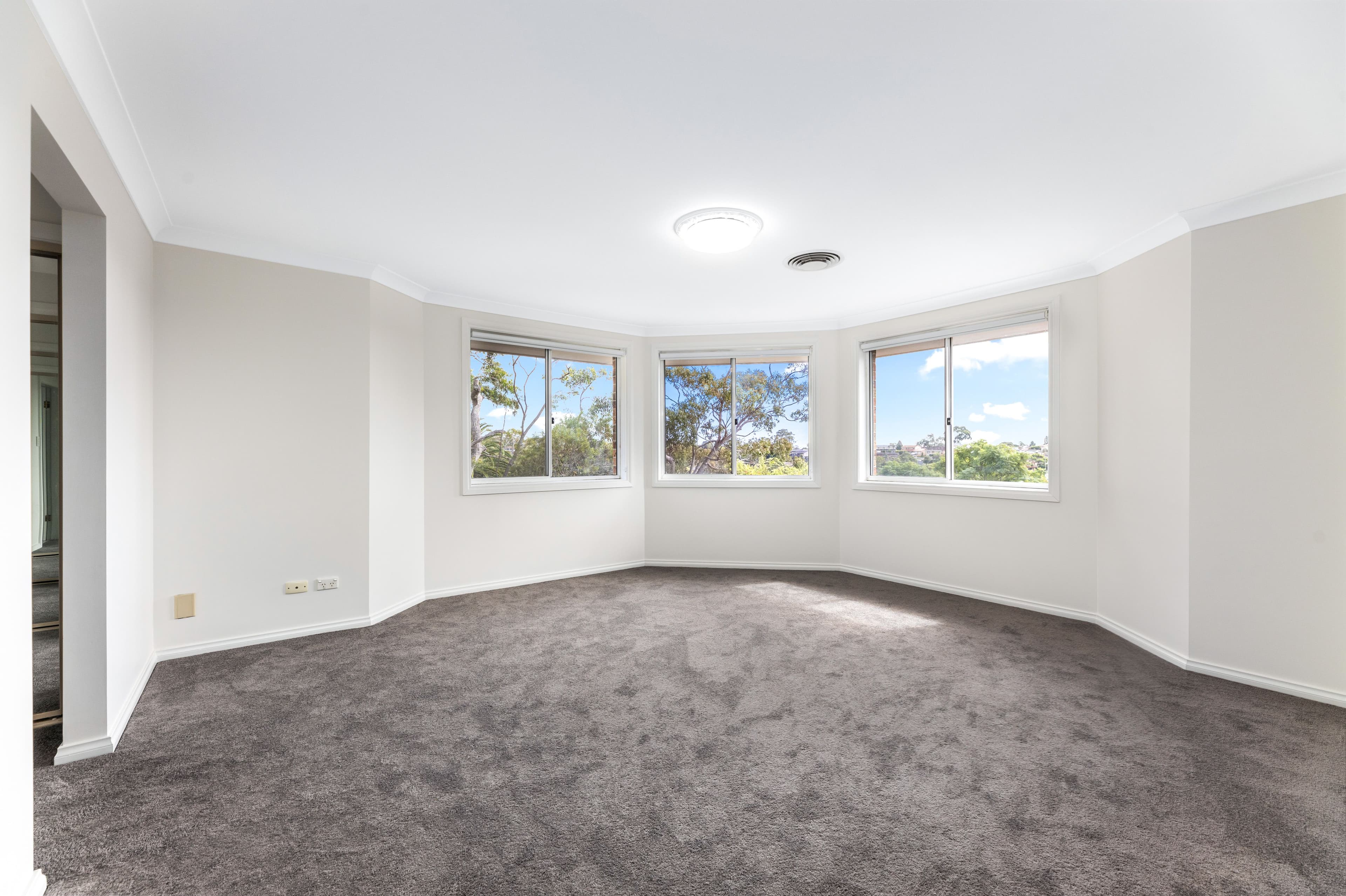 118 Blaxland Drive, Illawong NSW 2234, Illawong - Thumbnail 7