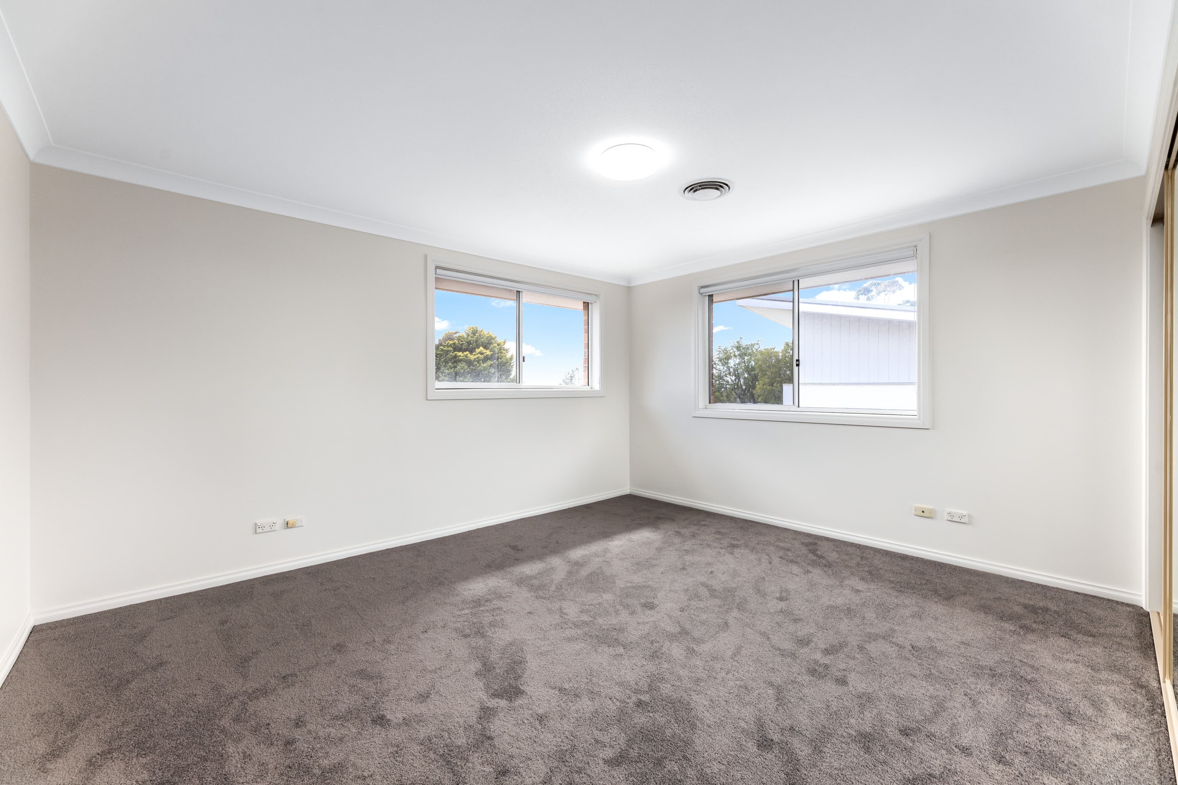 118 Blaxland Drive, Illawong NSW 2234, Illawong - Thumbnail 8