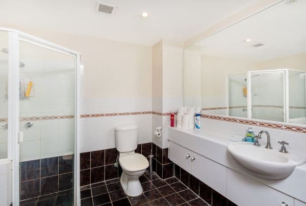 56 Wharf Street, KANGAROO POINT QLD 4169, Kangaroo Point - Thumbnail 5