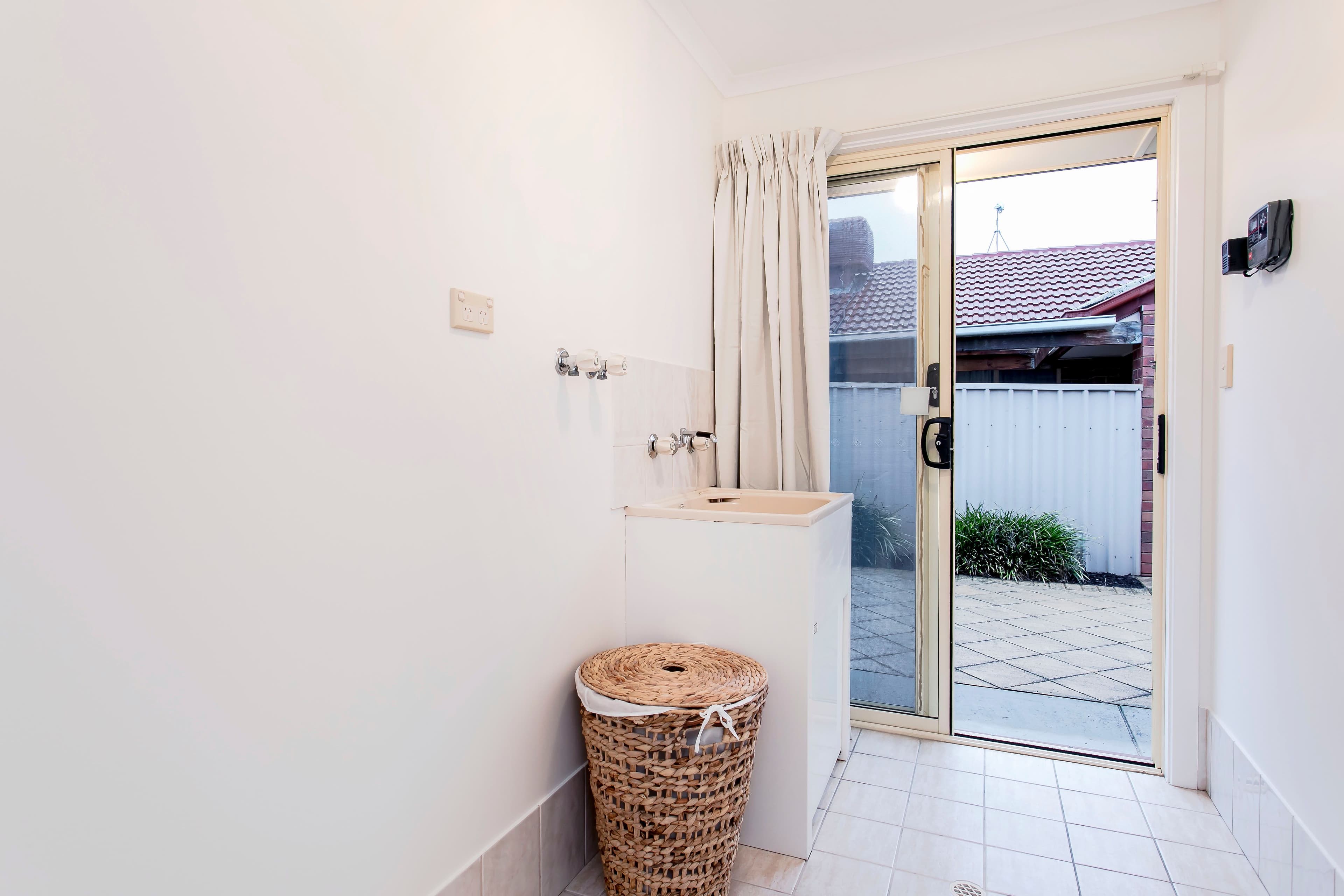 30 Brooks Circuit, Woodcroft SA 5162, Woodcroft - Thumbnail 8