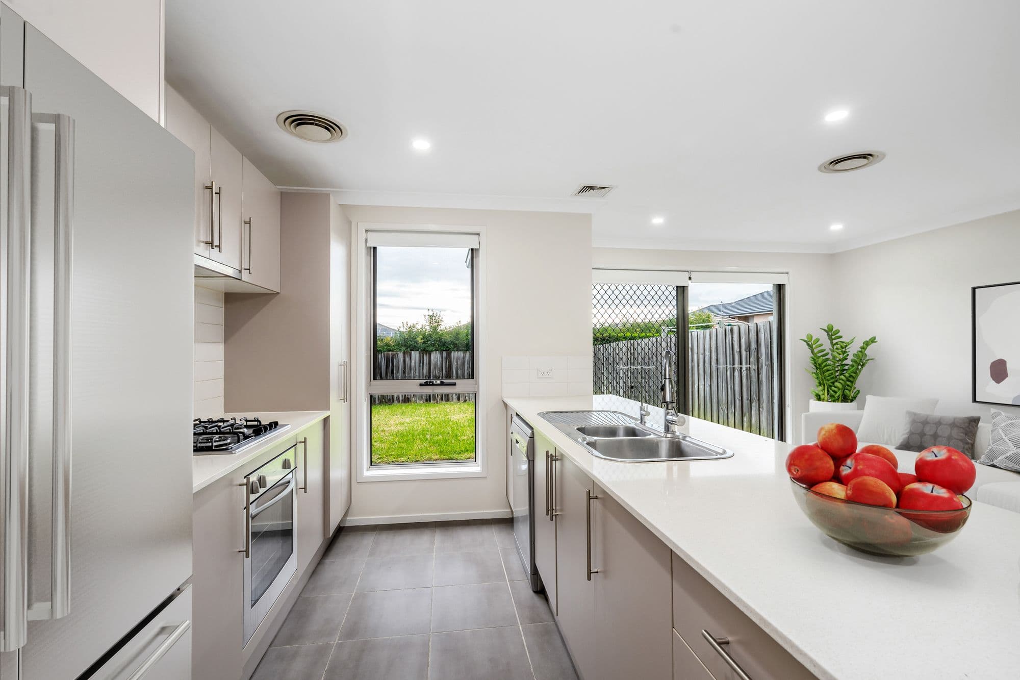 38 Ridgeline Drive, The Ponds NSW 2769, The Ponds - Thumbnail 5
