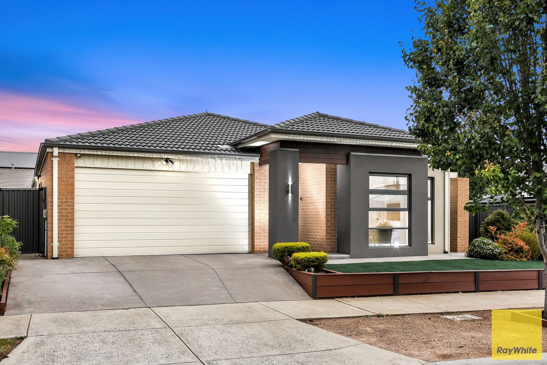 12 Patera Grove, FRASER RISE VIC 3336, Fraser Rise - Thumbnail 4