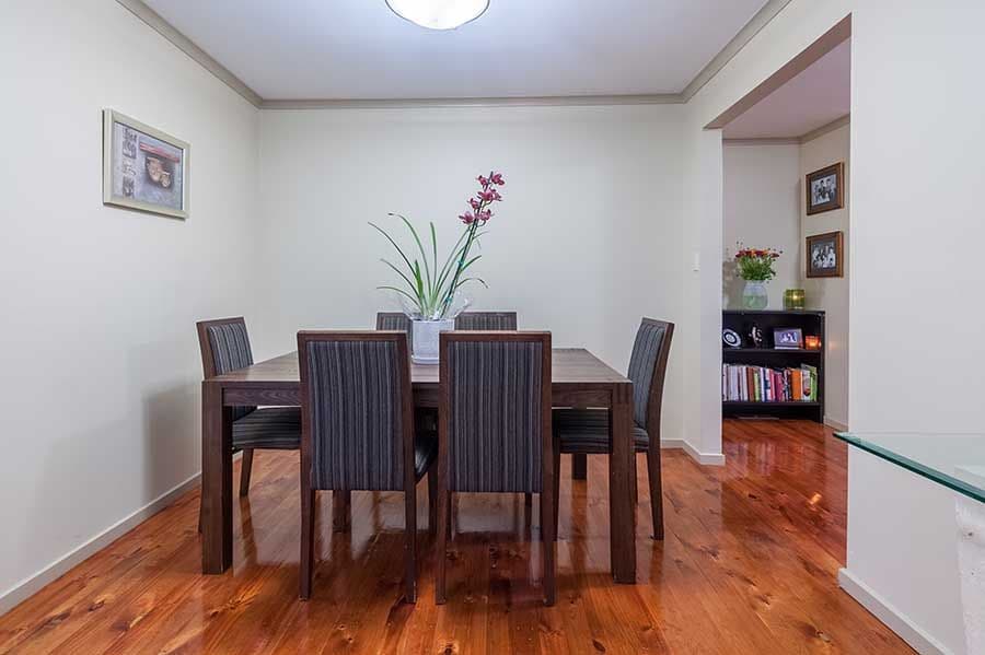 16 Carlisle Street, Craigieburn VIC 3064, Craigieburn - Thumbnail 4
