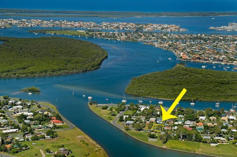 18 Crescent Avenue, HOPE ISLAND QLD 4212, Hope Island - Image 1