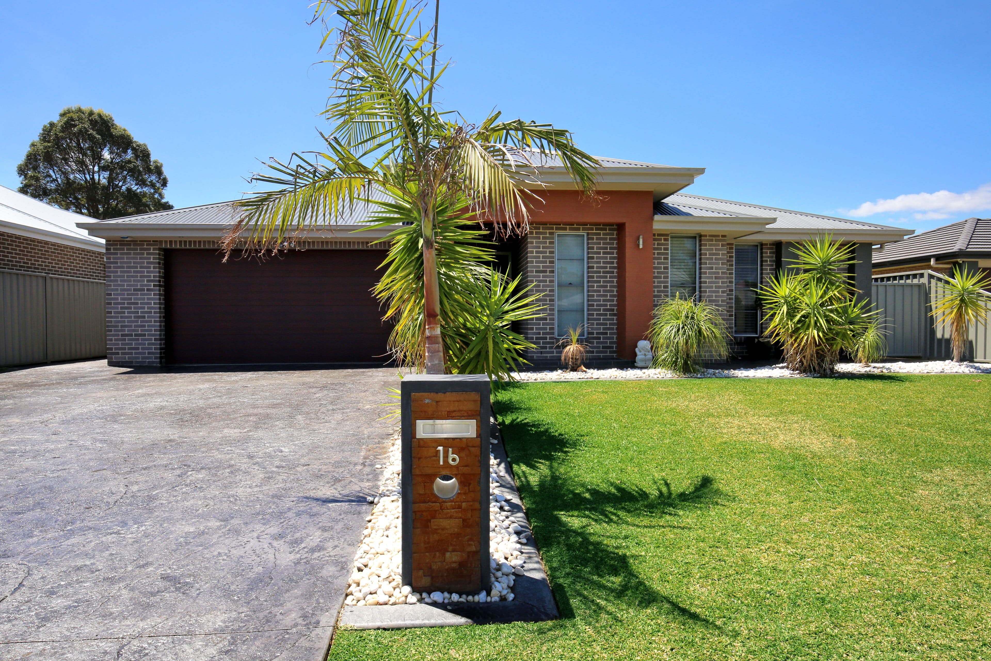 16 Somerset Avenue, South Nowra - Image 1