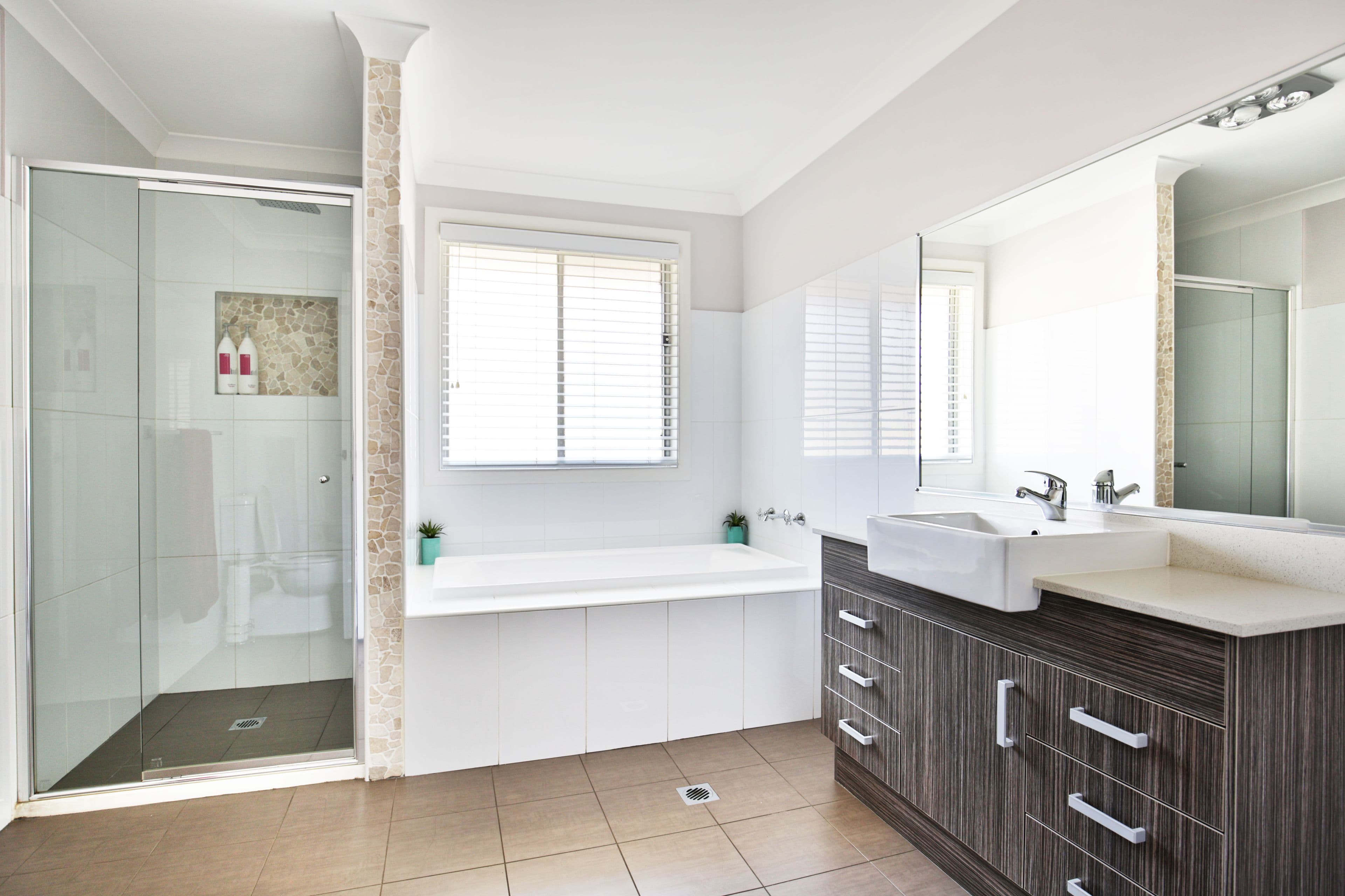 16 Somerset Avenue, South Nowra - Thumbnail 6