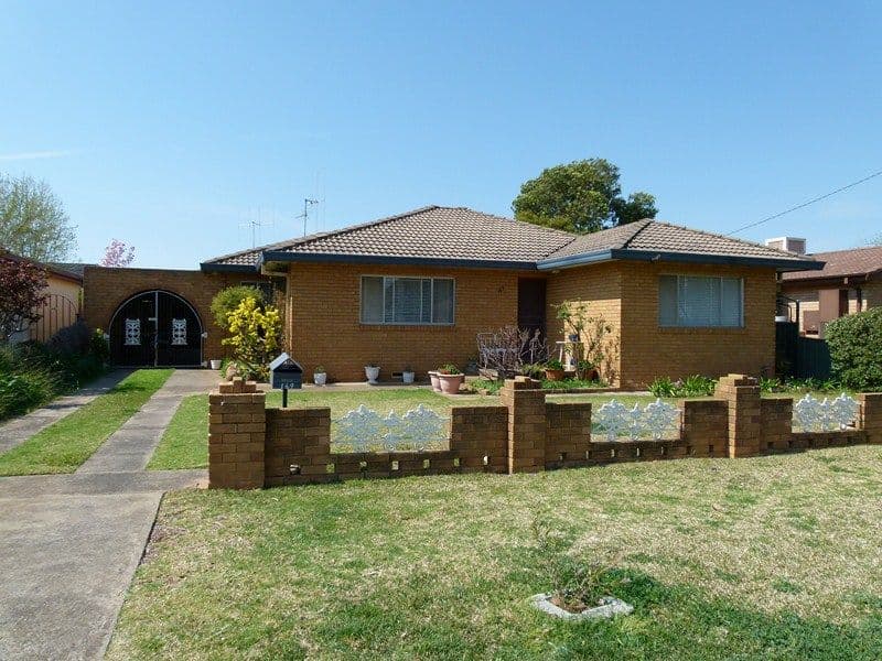 169 Farnell Street, FORBES NSW 2871, Forbes - Image 1