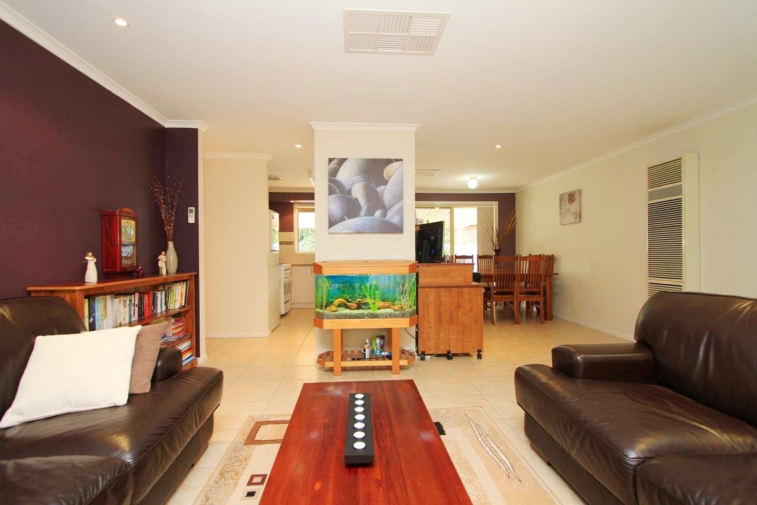 19 Saville Avenue, LAVINGTON NSW 2641, Lavington - Thumbnail 4