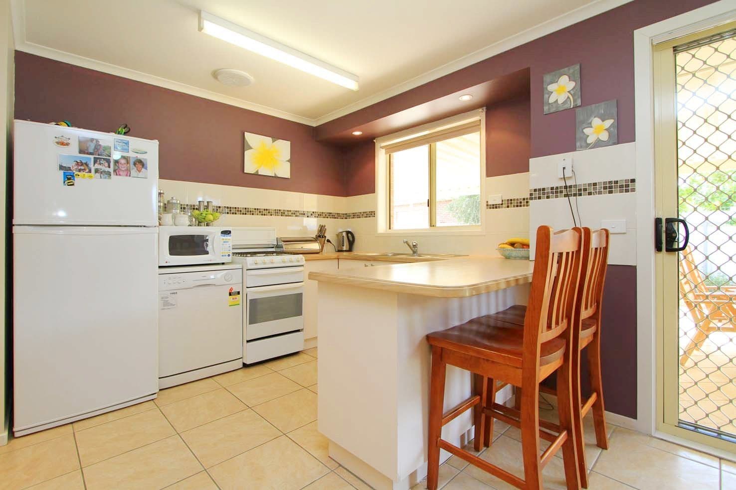 19 Saville Avenue, LAVINGTON NSW 2641, Lavington - Thumbnail 8