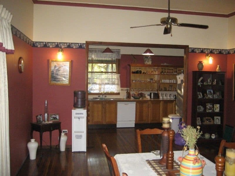 4 Willdora Drive, BUNDABERG QLD 4670, Bundaberg Central - Thumbnail 4