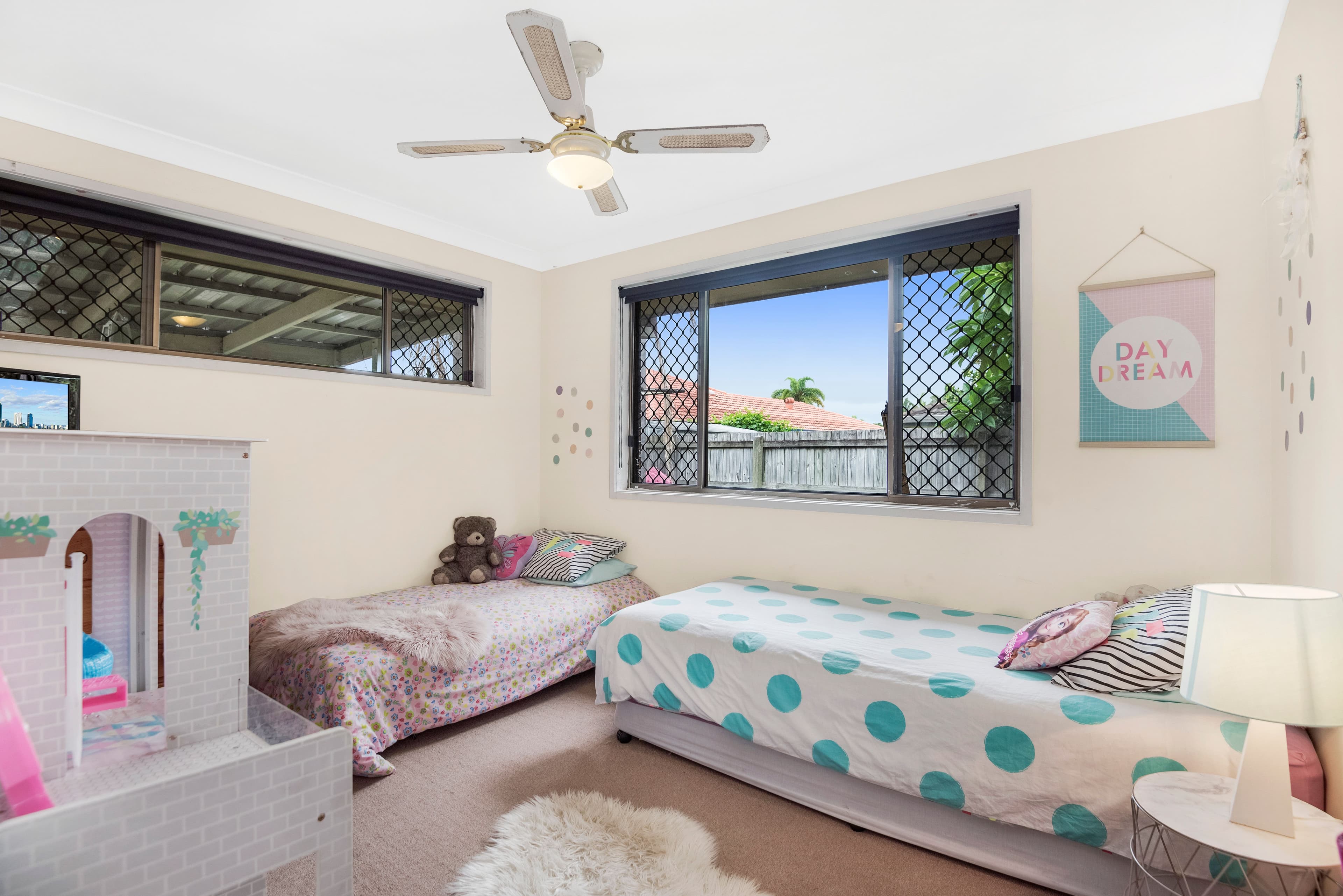 4 Cotinga Crescent, Burleigh Waters QLD 4220, Burleigh Waters - Thumbnail 5
