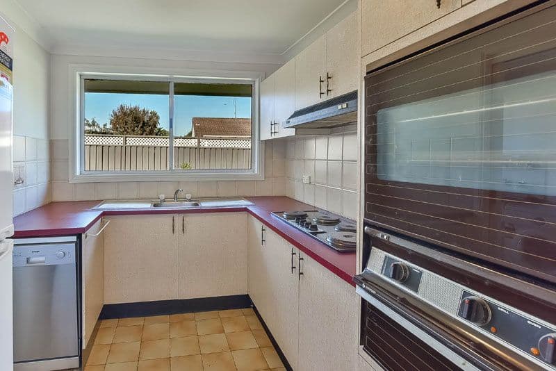 Glenfield NSW 2167, Glenfield - Thumbnail 3
