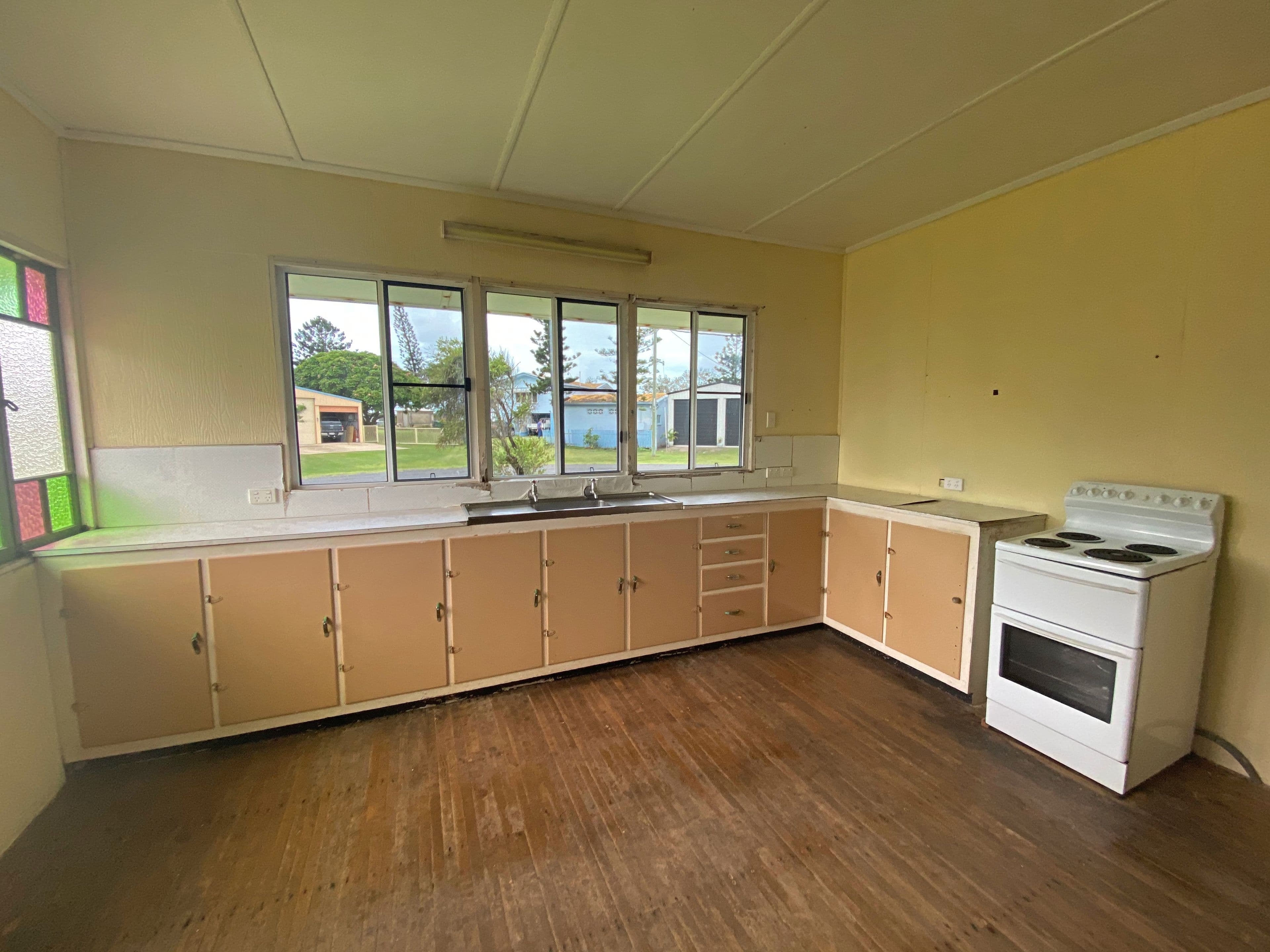 4 Westcott Avenue, Campwin Beach QLD 4737, Campwin Beach - Thumbnail 4