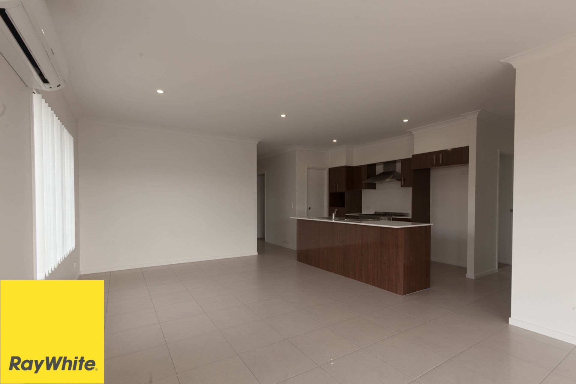 6 Pisces Court, Coomera QLD 4209, Coomera - Thumbnail 2