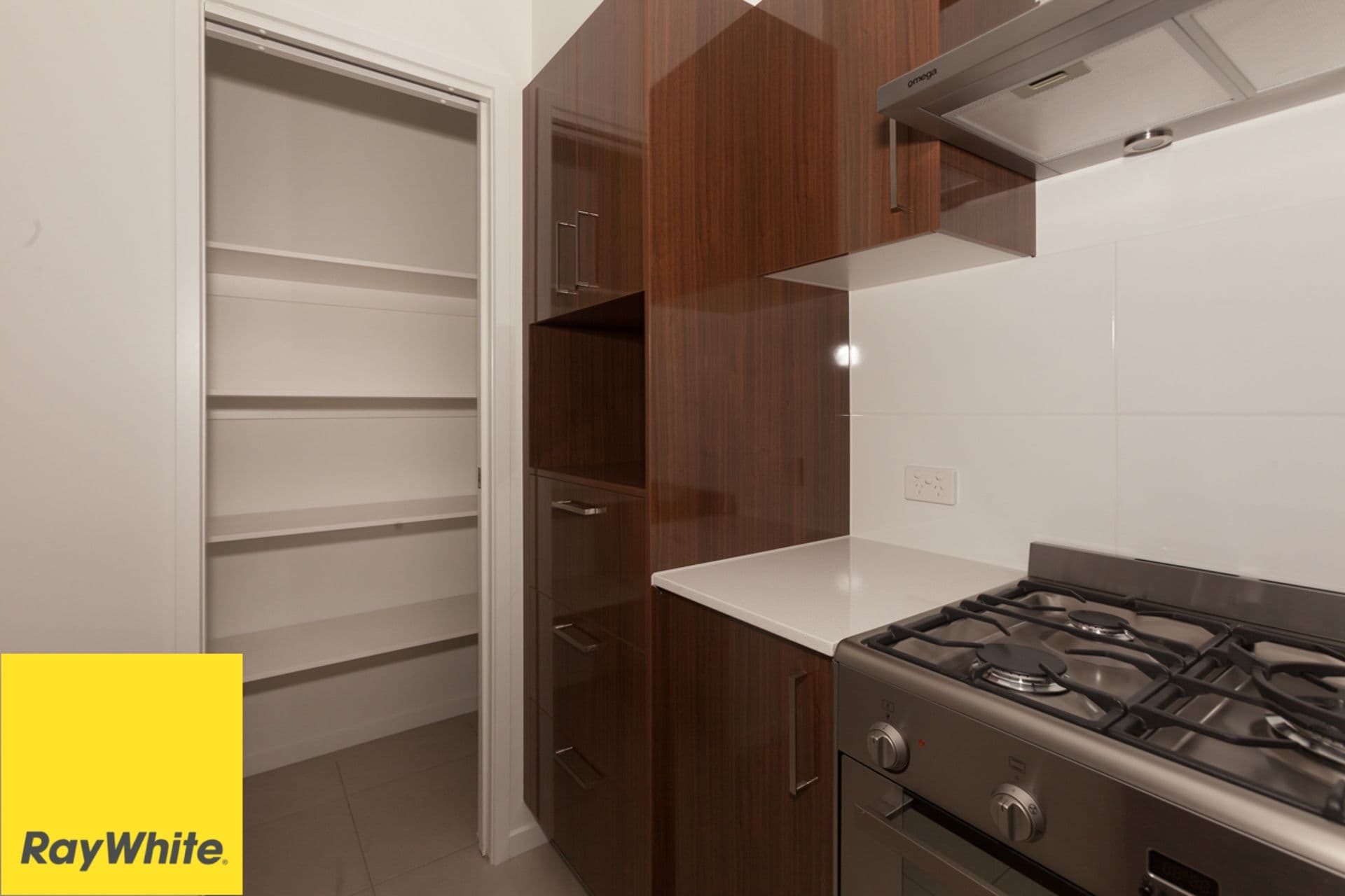 6 Pisces Court, Coomera QLD 4209, Coomera - Thumbnail 4