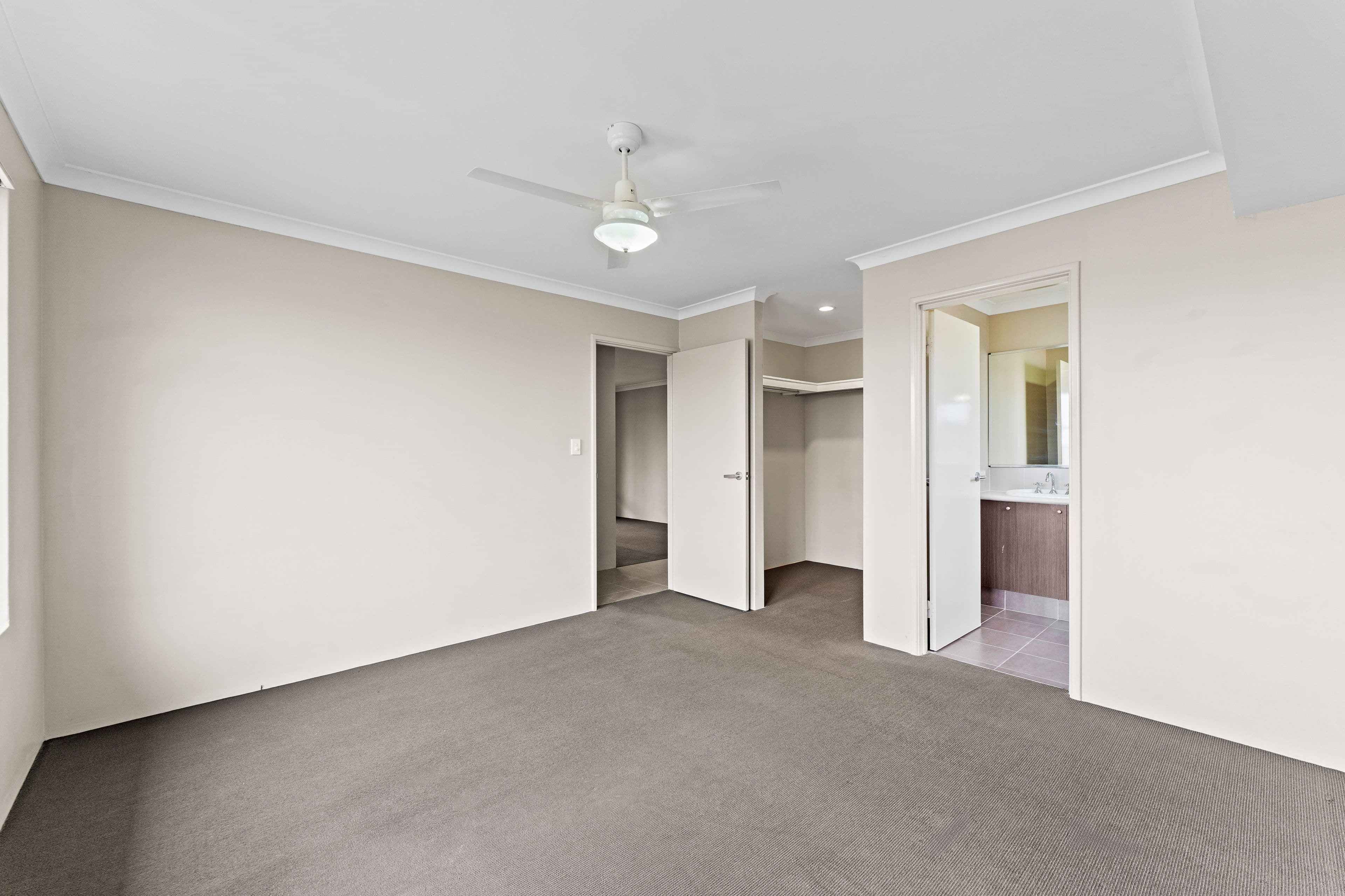 46 Sorrento Turn, Secret Harbour WA 6173, Secret Harbour - Thumbnail 6