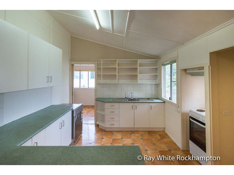 140 Mostyn Street, Berserker QLD 4701, Berserker - Thumbnail 5