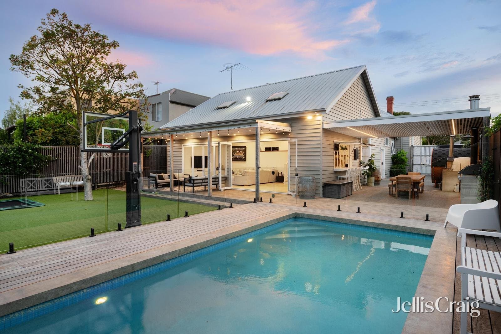 99 Eglinton Street, Kew, Kew - Thumbnail 4