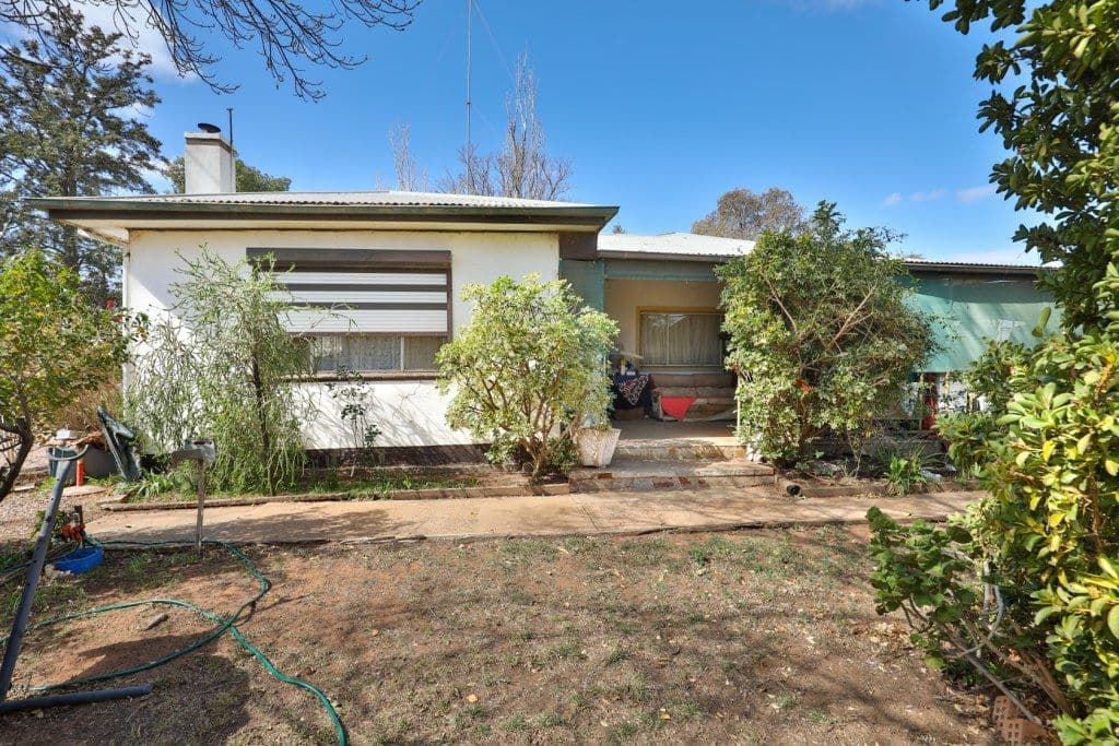 49 Cowanna Avenue, Yelta VIC 3505, Yelta - Thumbnail 4