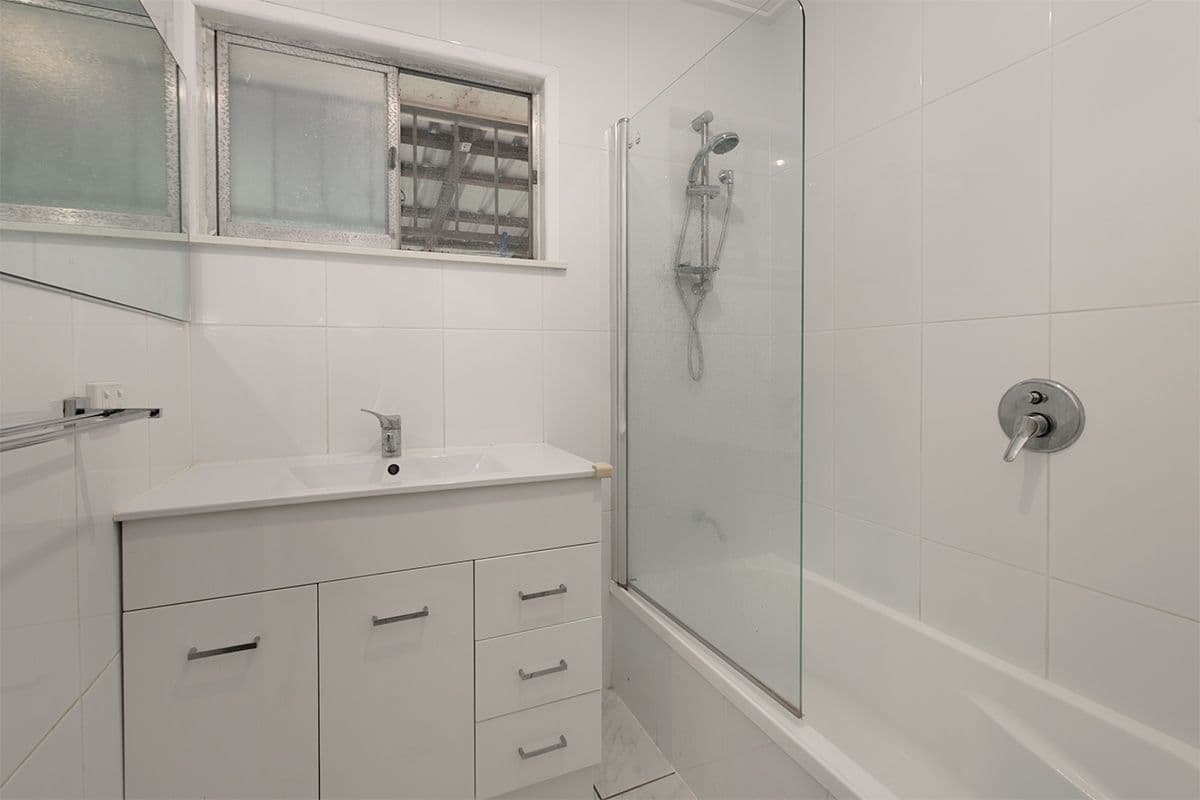 140 Douglas Street, Oxley QLD 4075, Oxley - Thumbnail 6