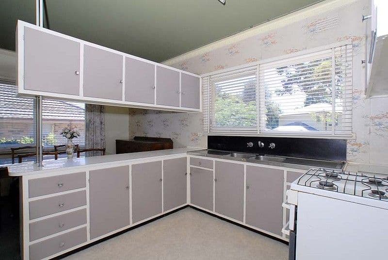 17 McCulloch Street, NUNAWADING VIC 3131, Nunawading - Thumbnail 2