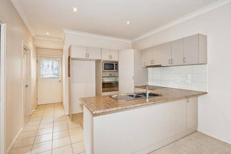 877 Plenty Road, SOUTH MORANG VIC 3752, South Morang - Thumbnail 2