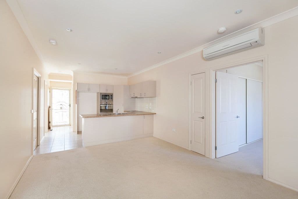 877 Plenty Road, SOUTH MORANG VIC 3752, South Morang - Thumbnail 7