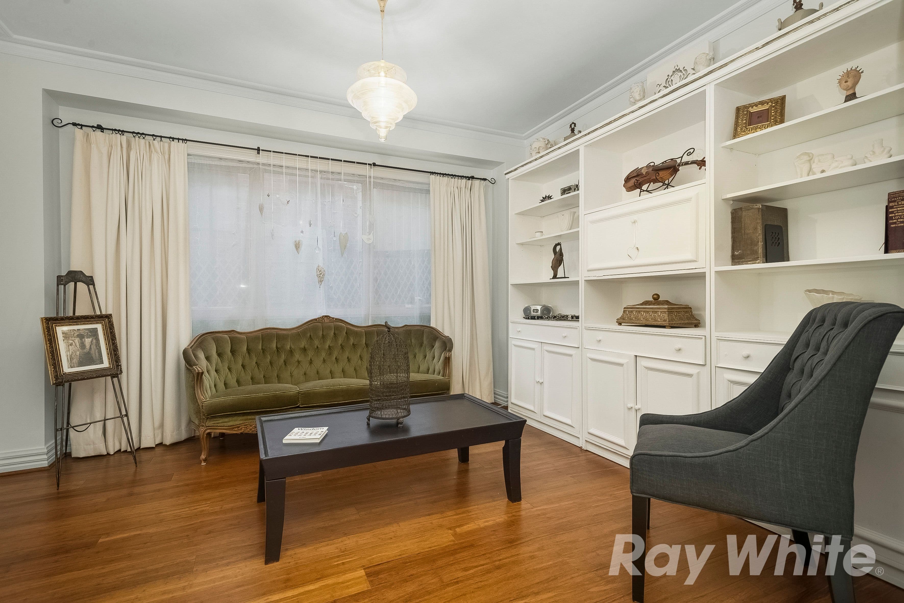2 Arlington Drive, Glen Waverley VIC 3150, Glen Waverley - Thumbnail 3