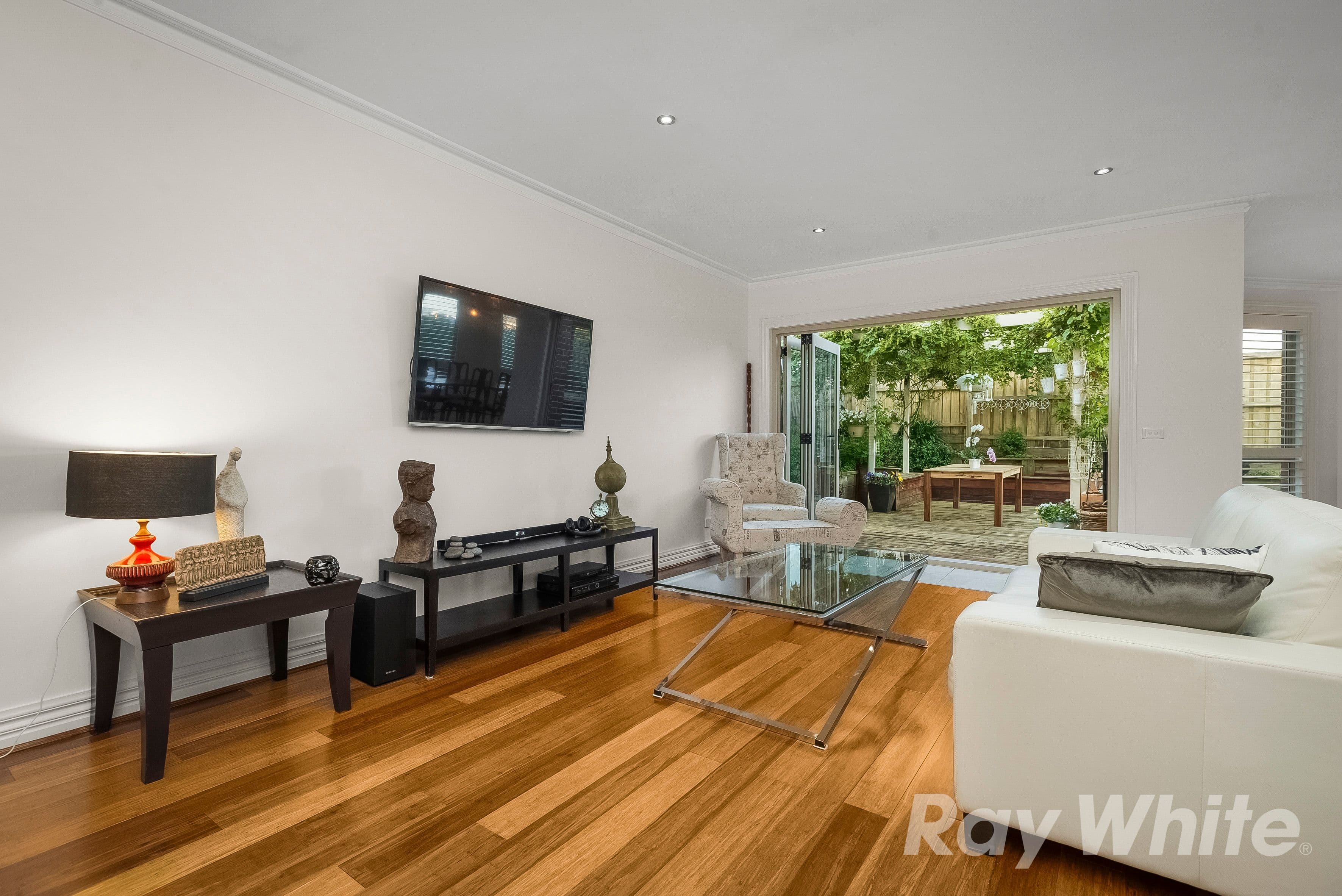 2 Arlington Drive, Glen Waverley VIC 3150, Glen Waverley - Thumbnail 4