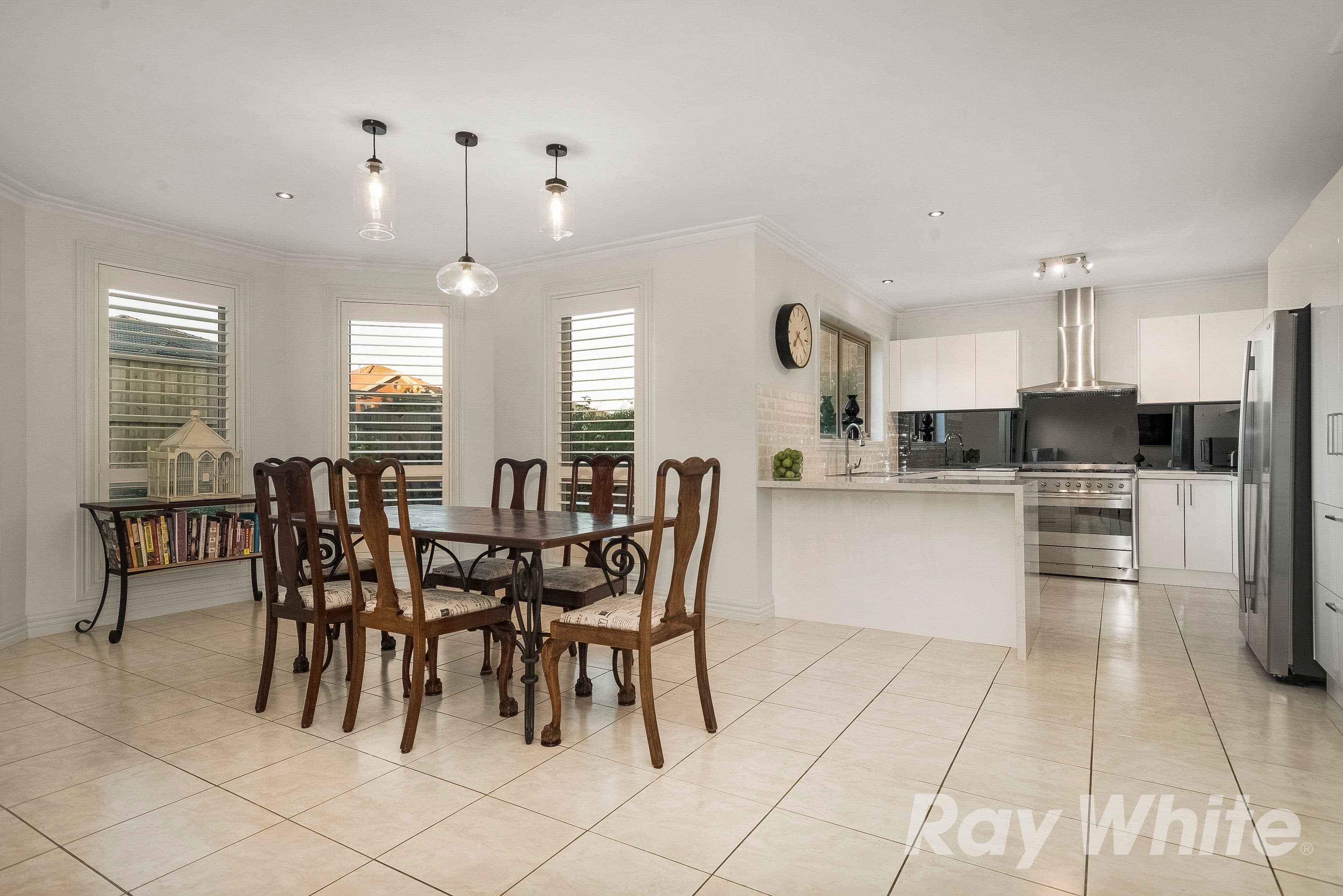 2 Arlington Drive, Glen Waverley VIC 3150, Glen Waverley - Thumbnail 5