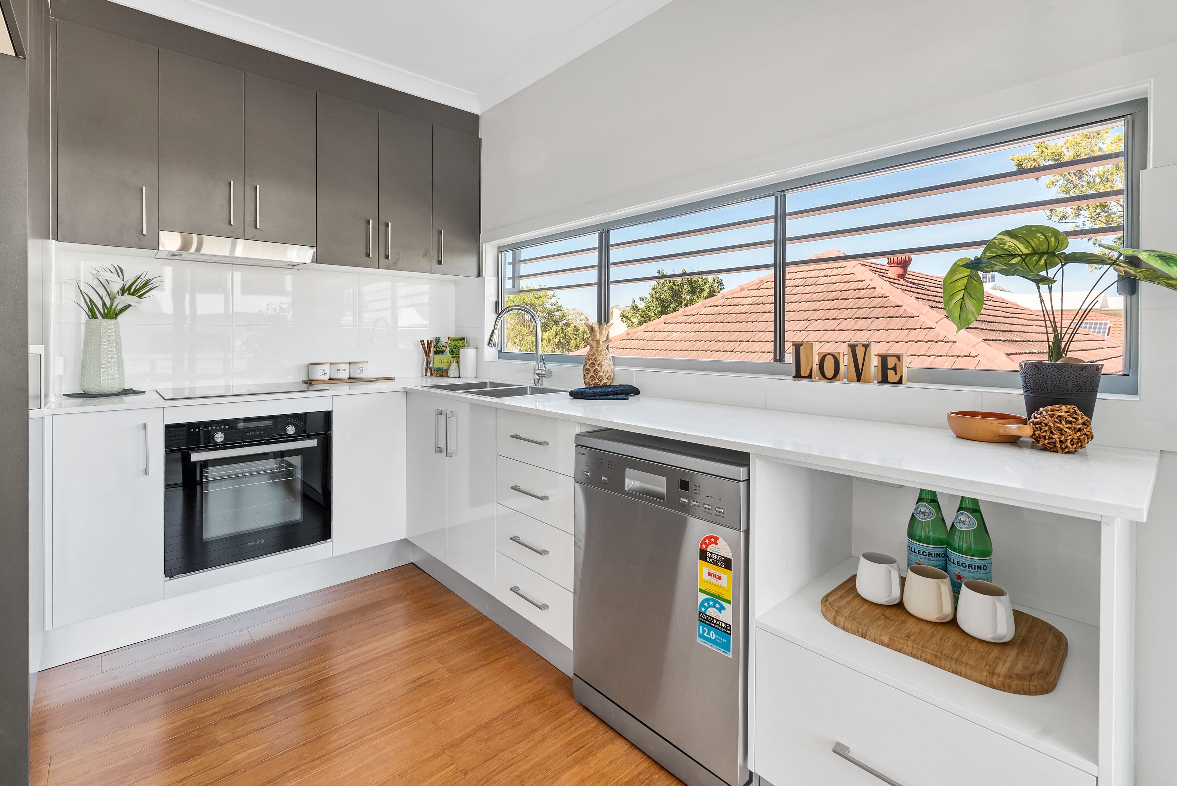 77 Minnie Street, Southport QLD 4215, Southport - Thumbnail 6
