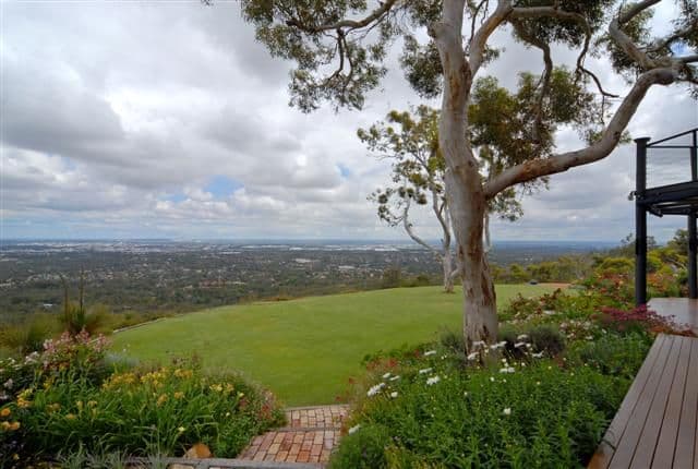 15 High Peak Place, LESMURDIE WA 6076, Lesmurdie - Thumbnail 3