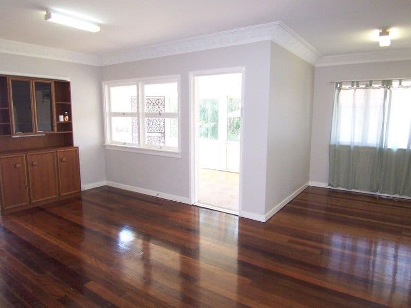 29 Queensway Street, UPPER MOUNT GRAVATT QLD 4122, Upper Mount Gravatt - Thumbnail 2
