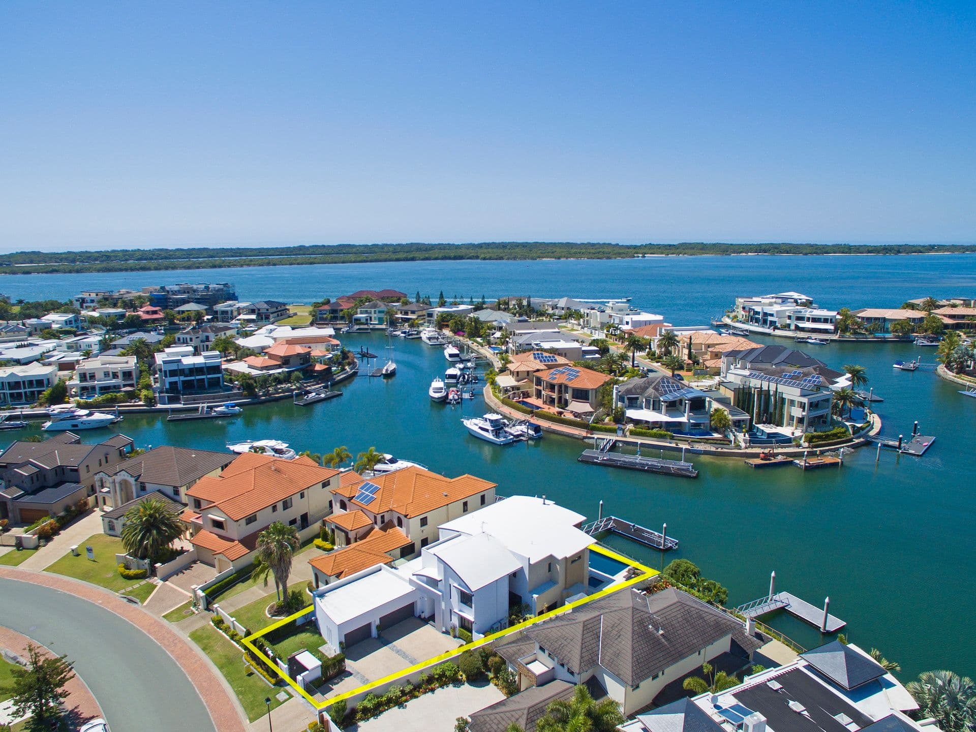 35 The Sovereign Mile, Sovereign Islands QLD 4216, Paradise Point - Thumbnail 4